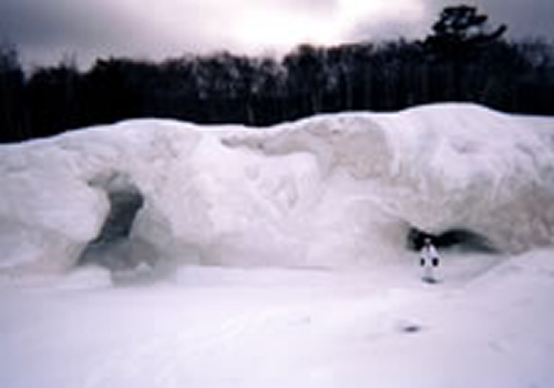 Ice Caves along Lake Superior